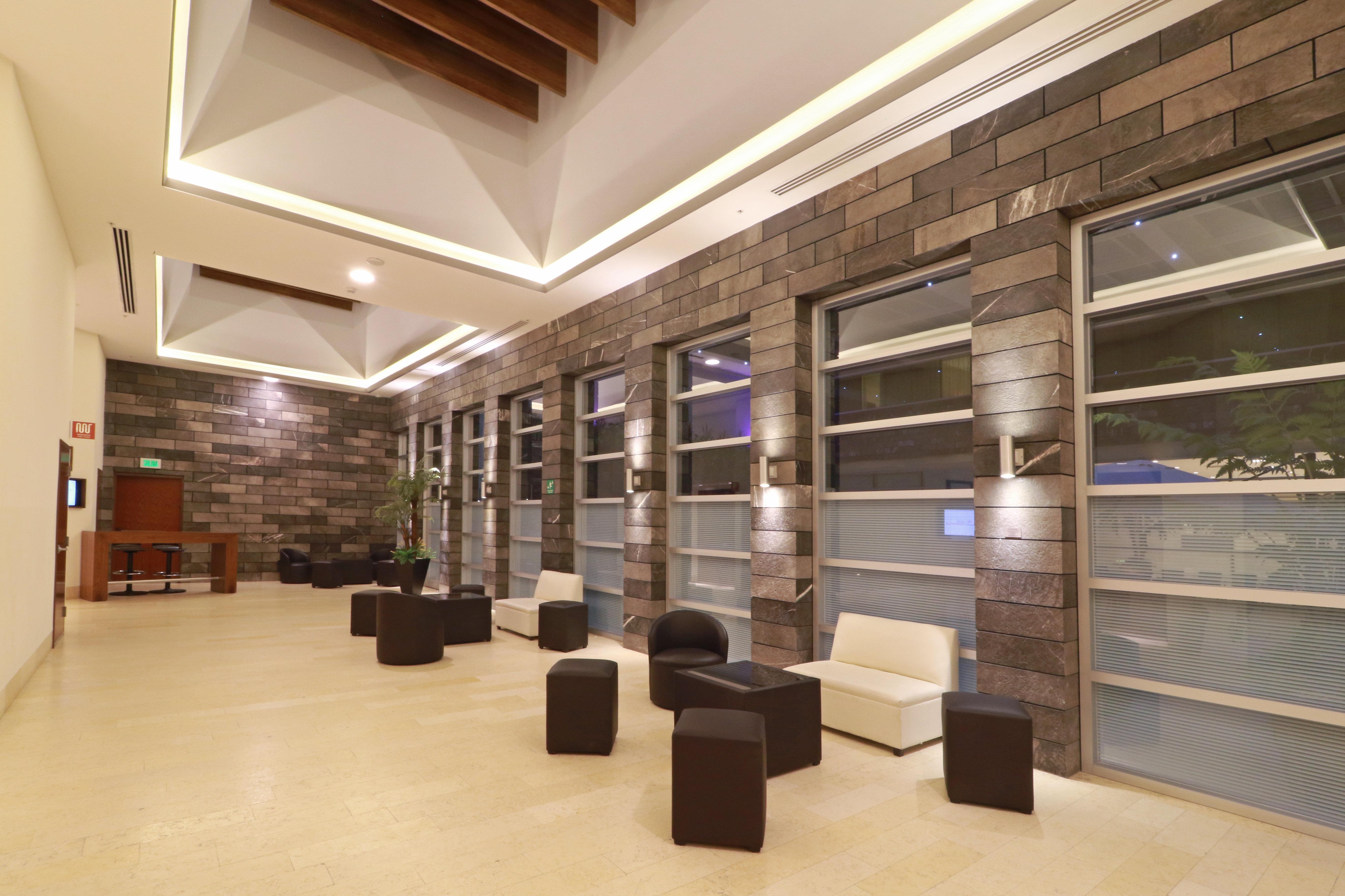 Holiday Inn & Suites Plaza Mayor By Ihg León Exterior foto