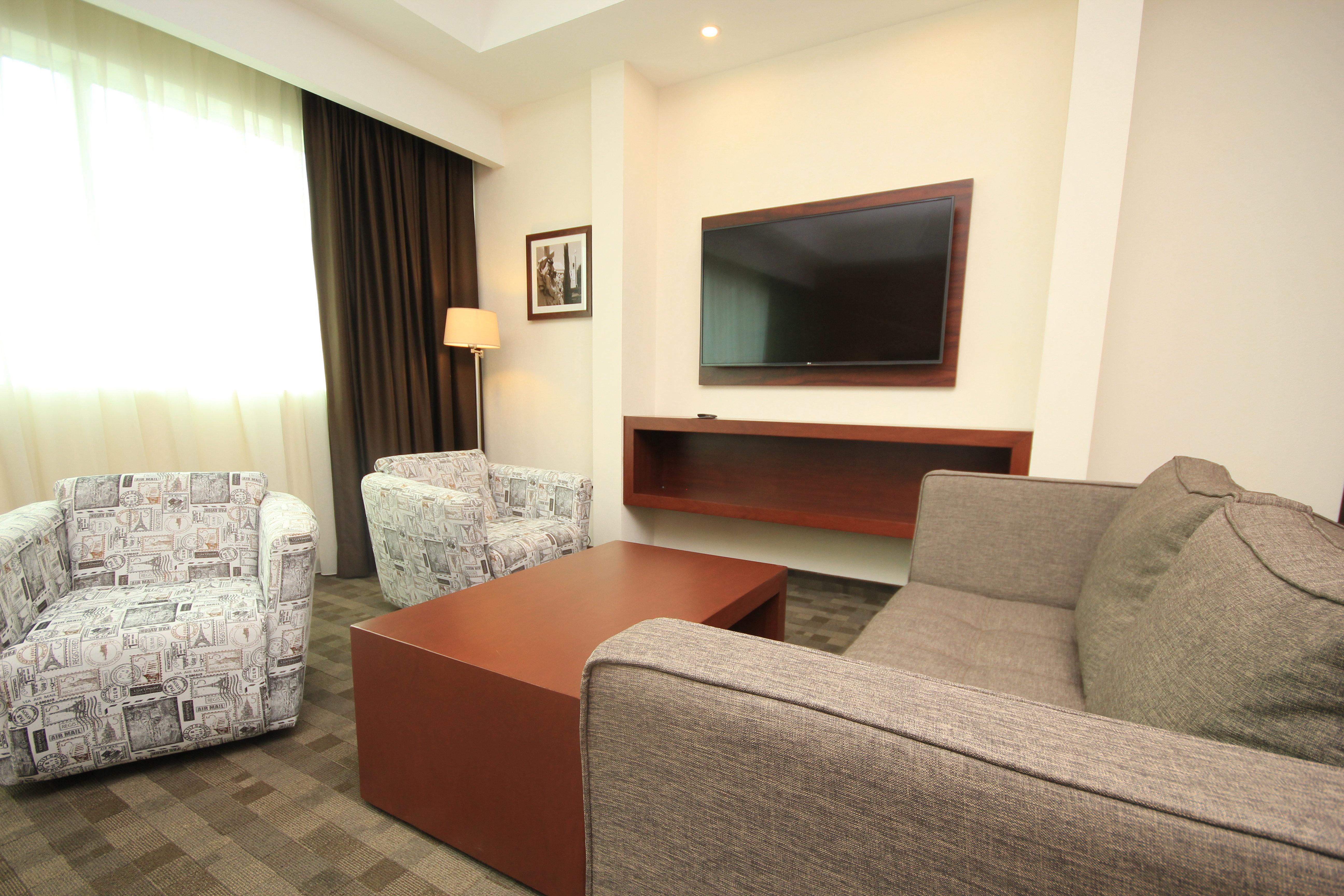 Holiday Inn & Suites Plaza Mayor By Ihg León Exterior foto
