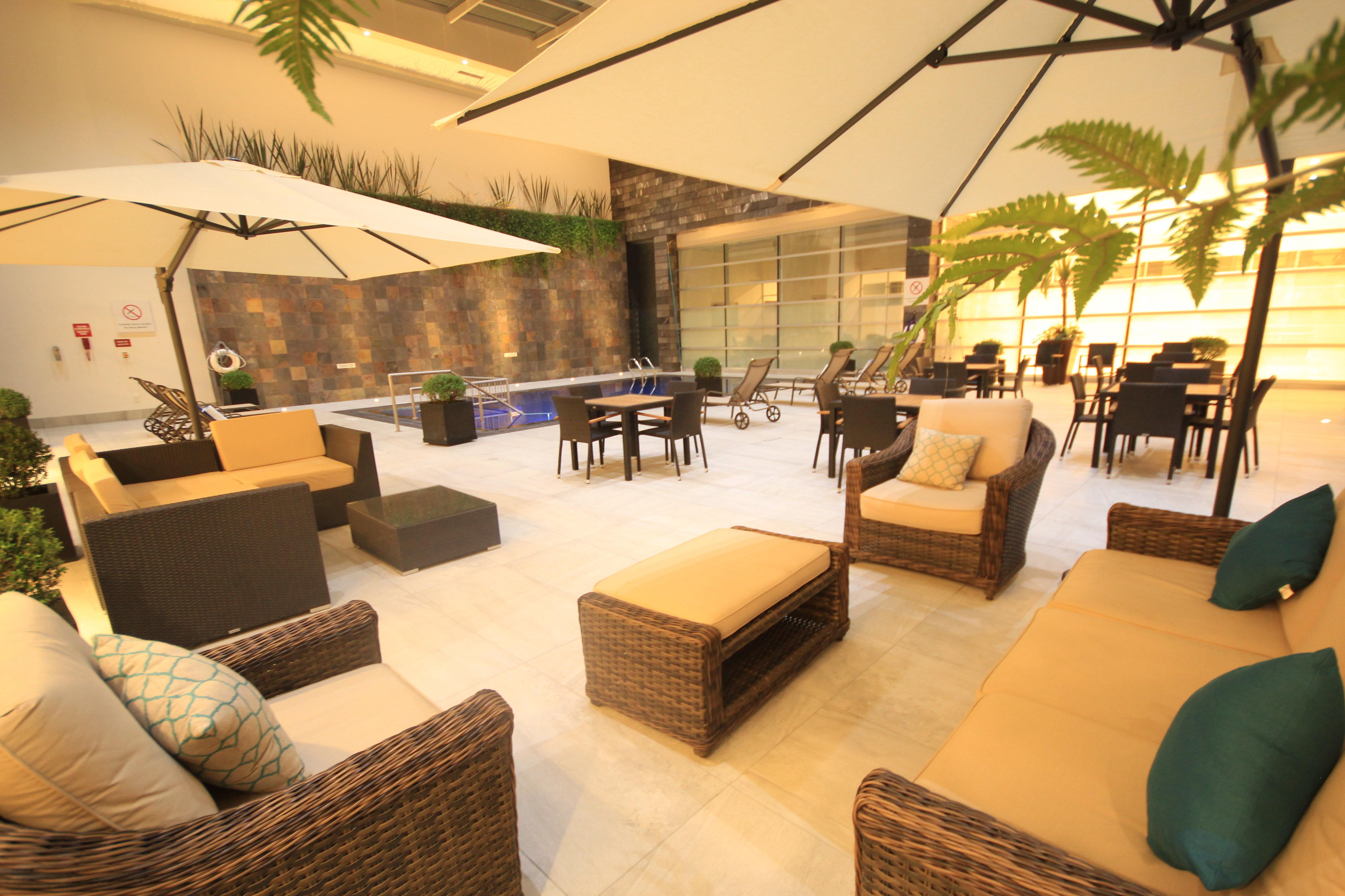 Holiday Inn & Suites Plaza Mayor By Ihg León Exterior foto